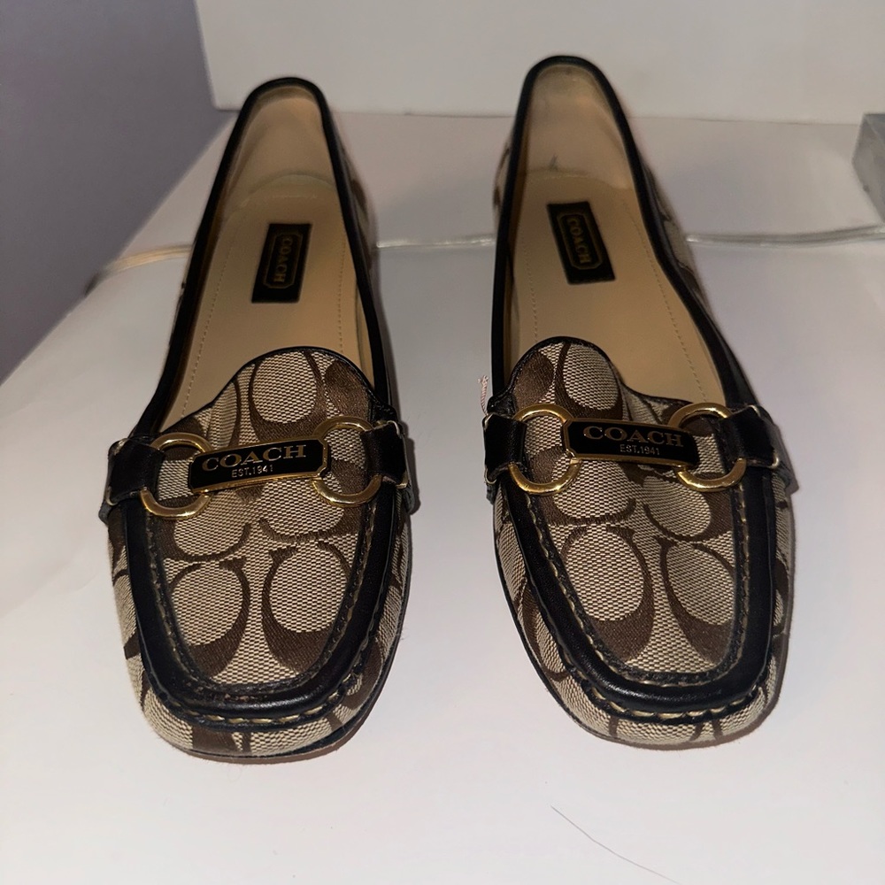 Coach shoes size 8